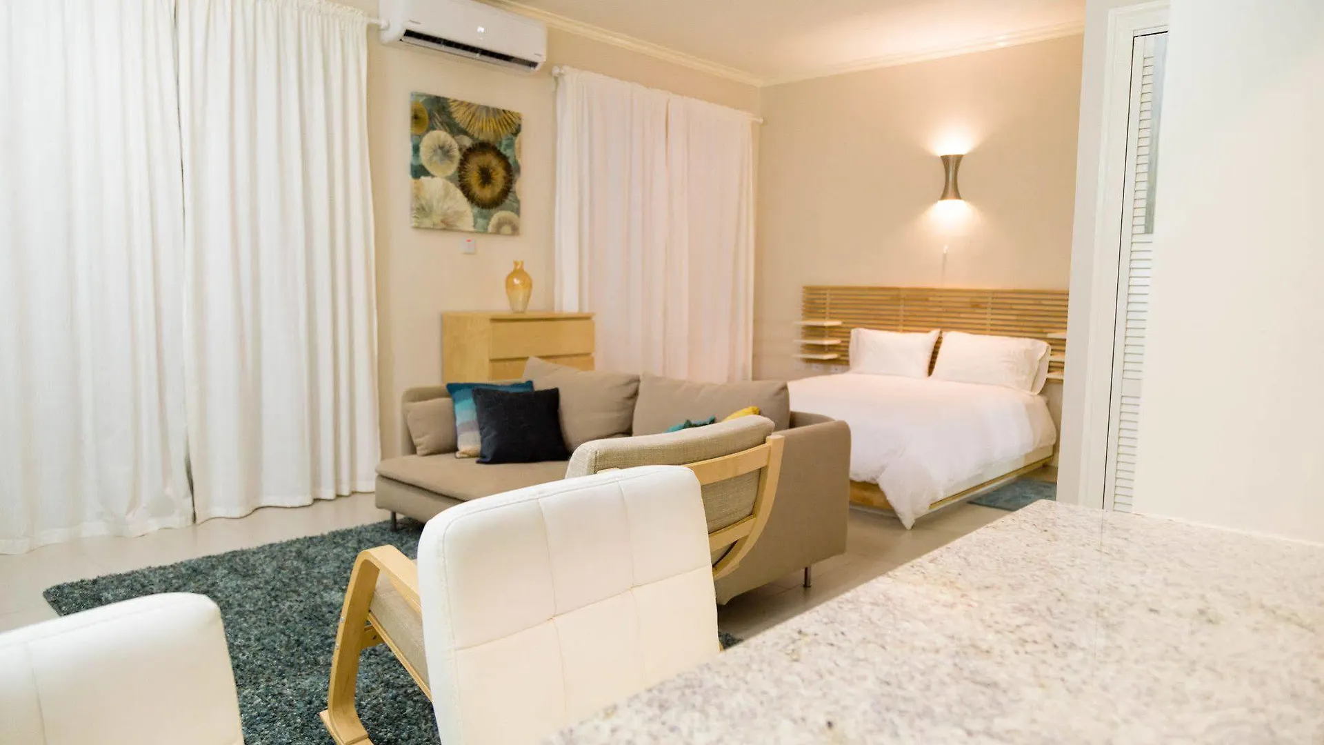 Kingsway New Kingston Guest Apartment II